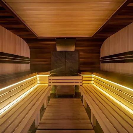 ホテル Saltzbork Resort&spa Stara Ropa